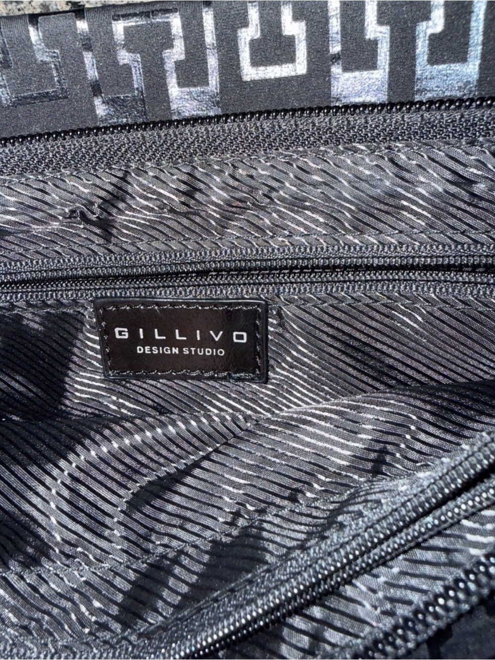 Gillivo Black East-West Shoulder Bag Textured Woven Silver Hardware - Picture 5 of 8